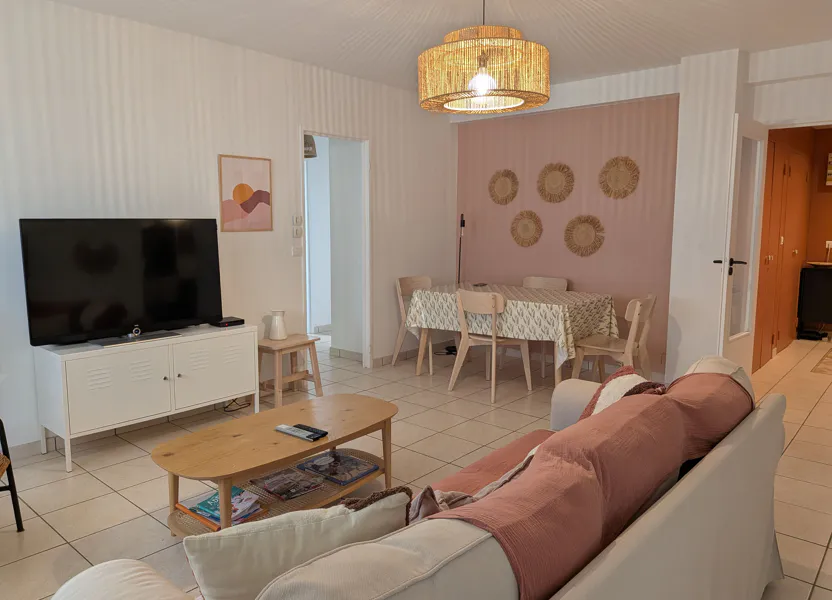 Flat Impasse Pierre Moussempes in Biarritz