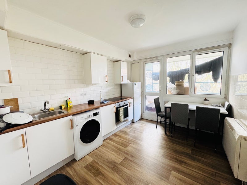 Room Bowditch in Greater London