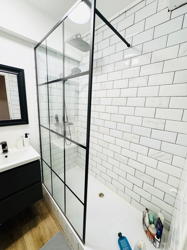 Room Bowditch in Greater London