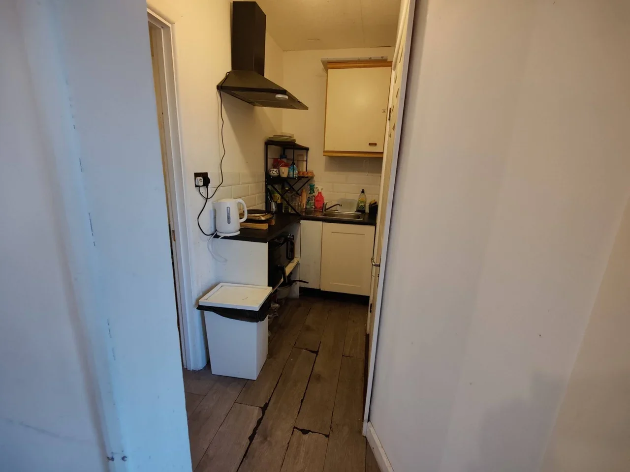 Room Camrose Close in Greater London