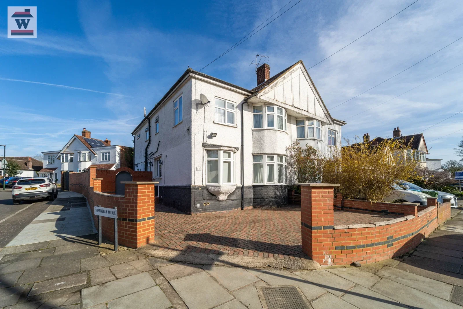 House Ellerman Avenue in Greater London