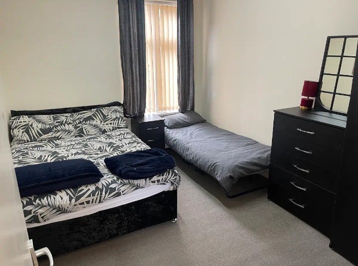 Room Portland Road in Trafford