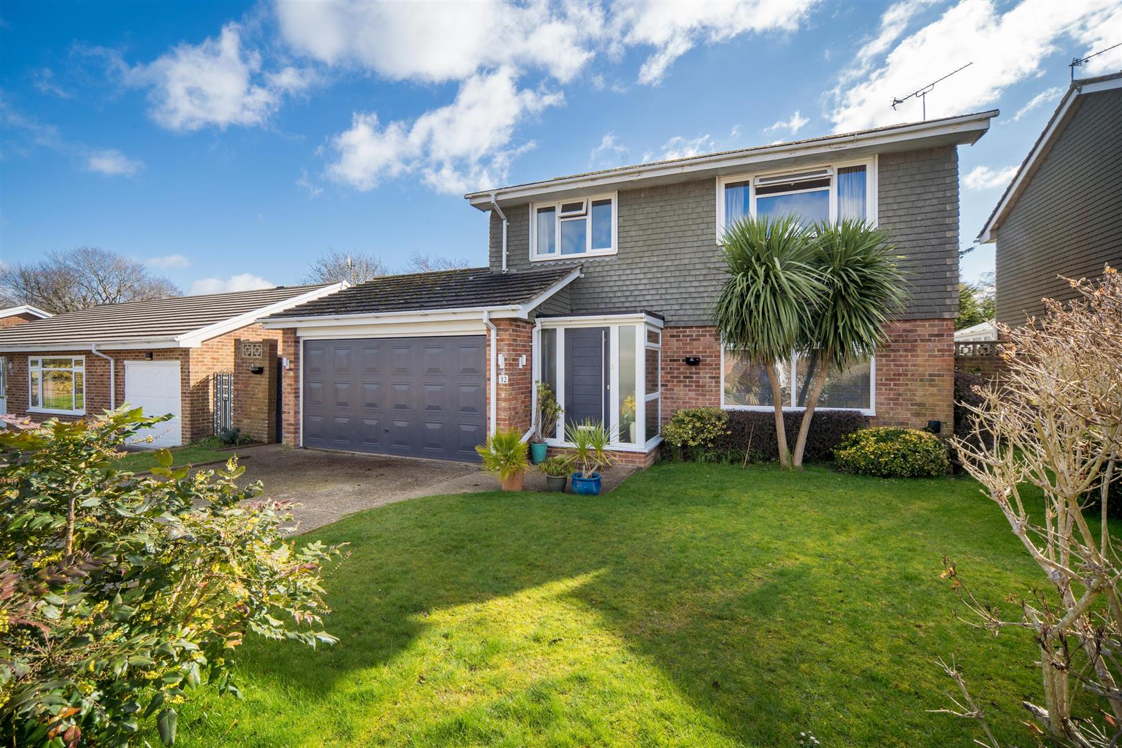 House Trelawny Way in Bembridge