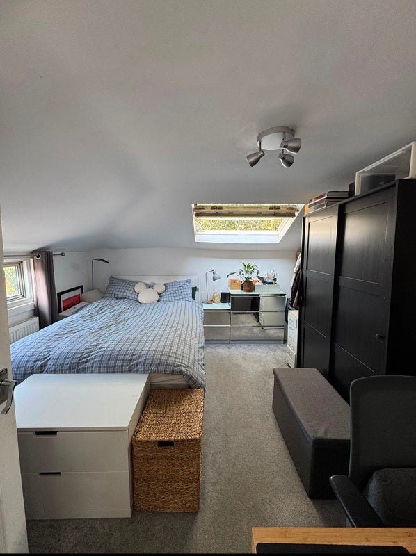 Room Terrace Road in Greater London