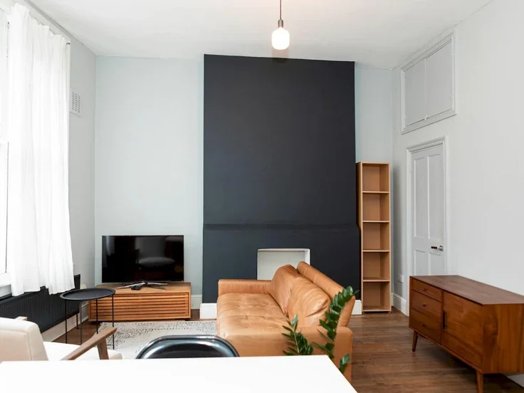 Flat Saltoun Road in Greater London