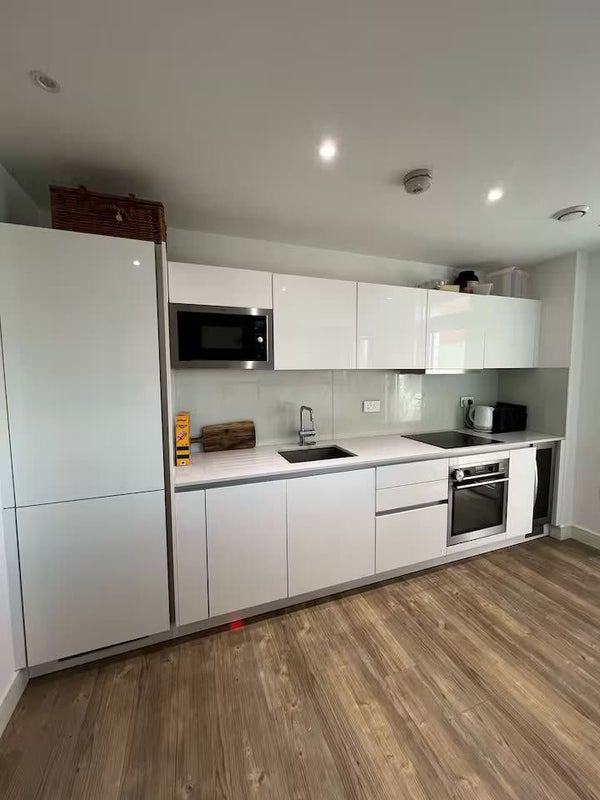 Room Cable Walk in Greater London