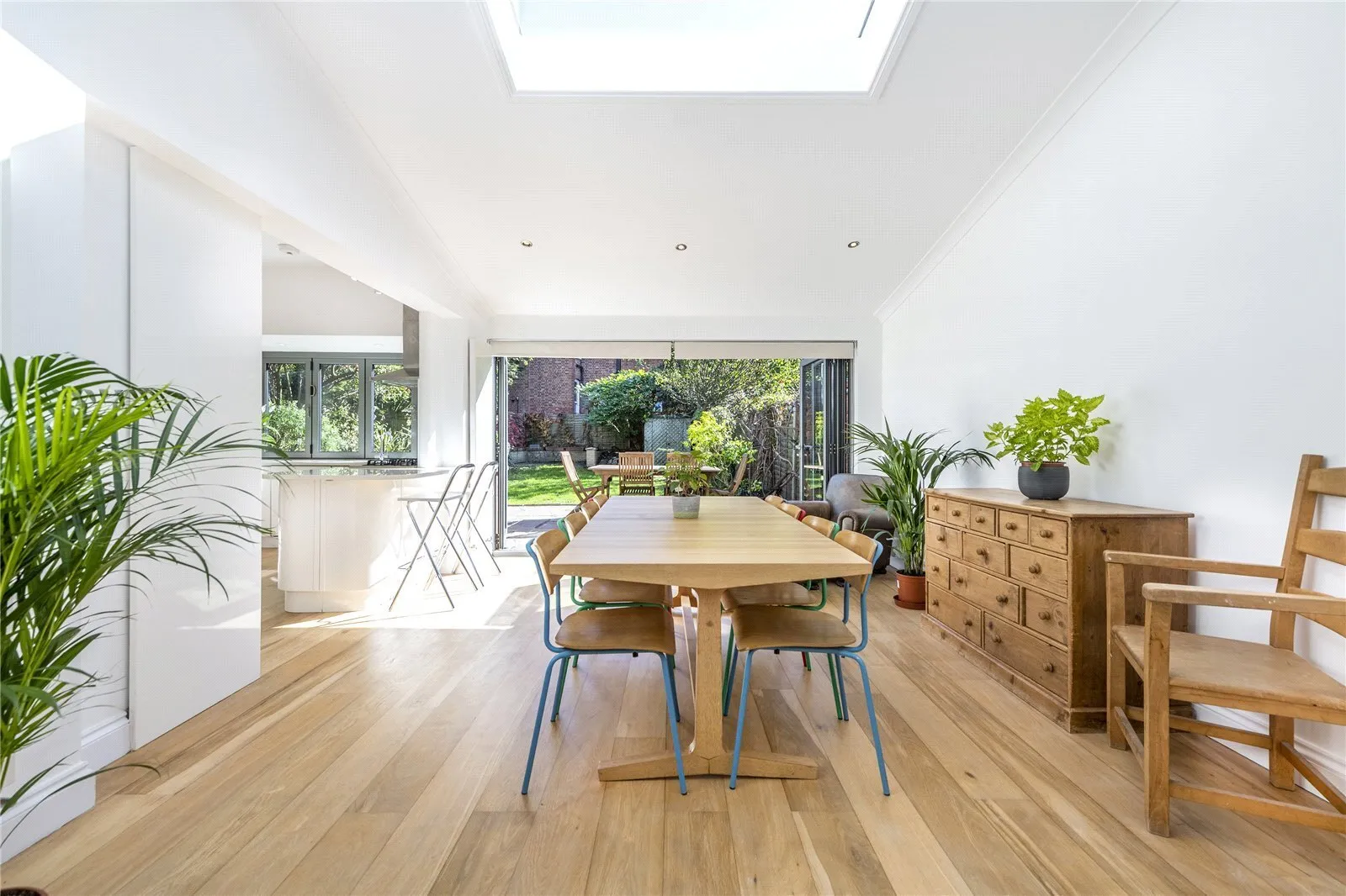 House Manstone Road in Greater London