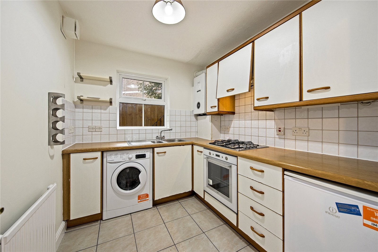 Flat London Road in Greater London
