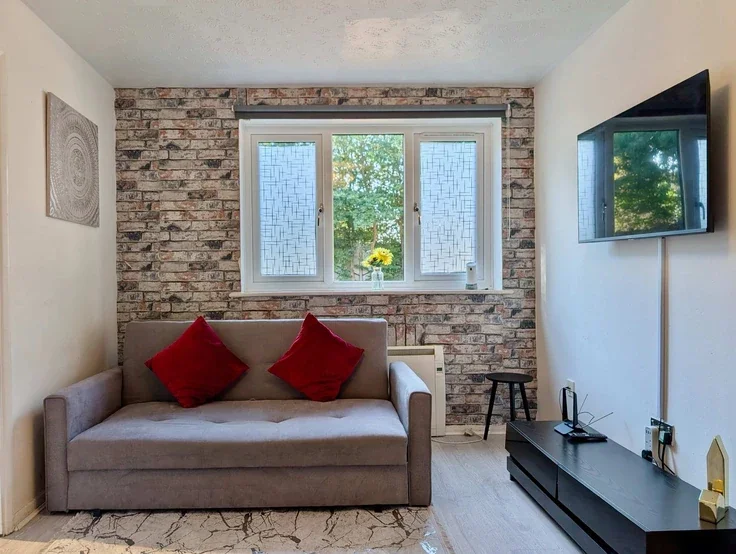 Flat Plumtree Close in Greater London