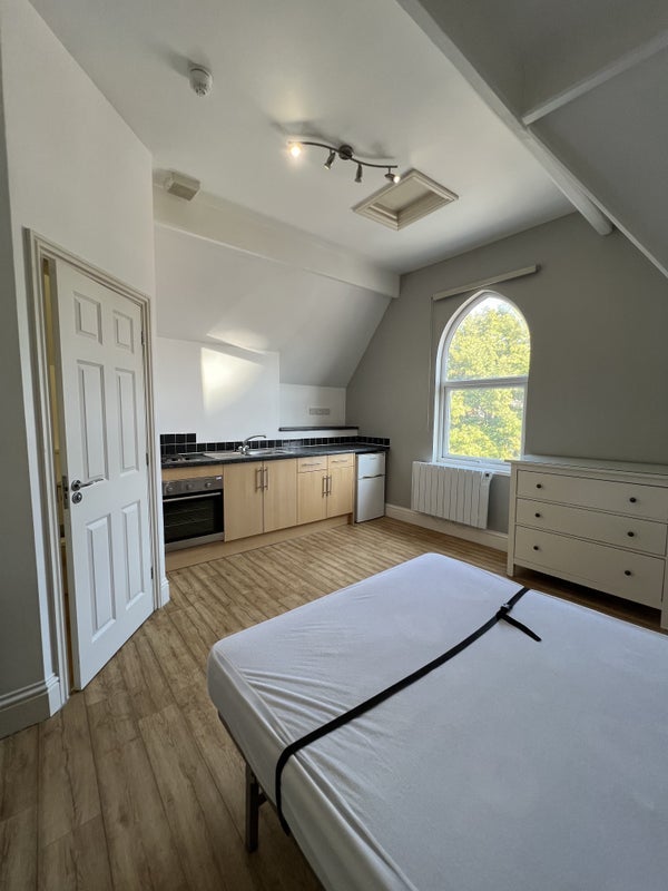 Flat Stanmore Road in Birmingham