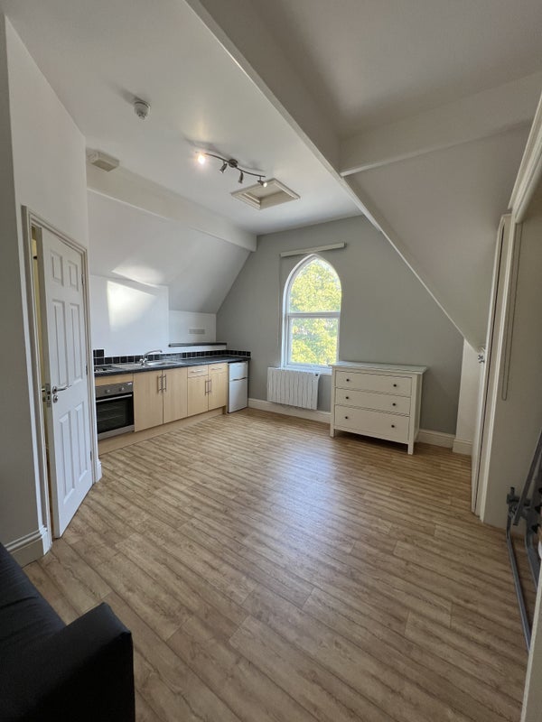 Flat Stanmore Road in Birmingham