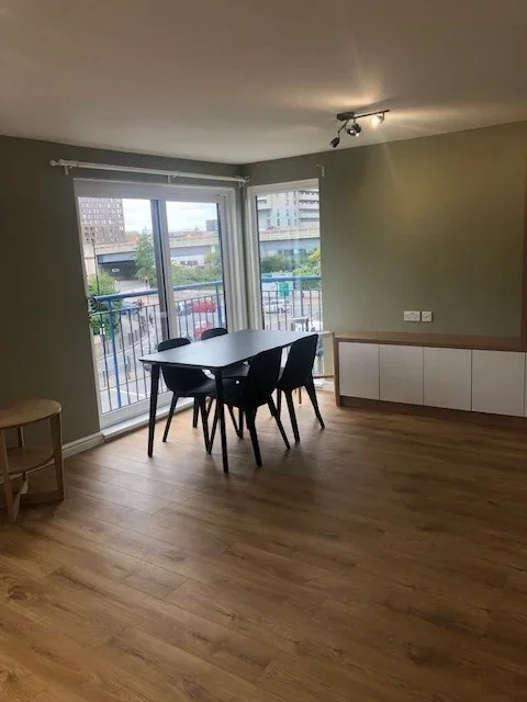Flat Gaselee Street in Greater London