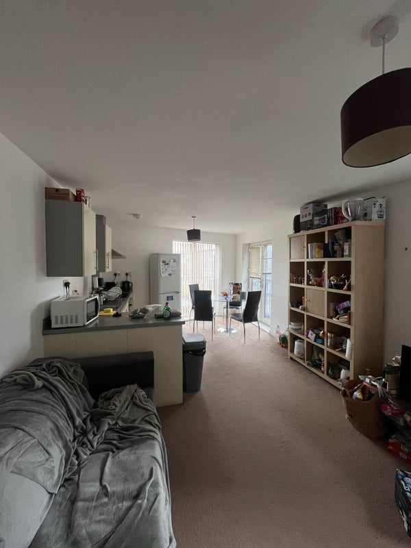 Room Chapeltown Street in Manchester