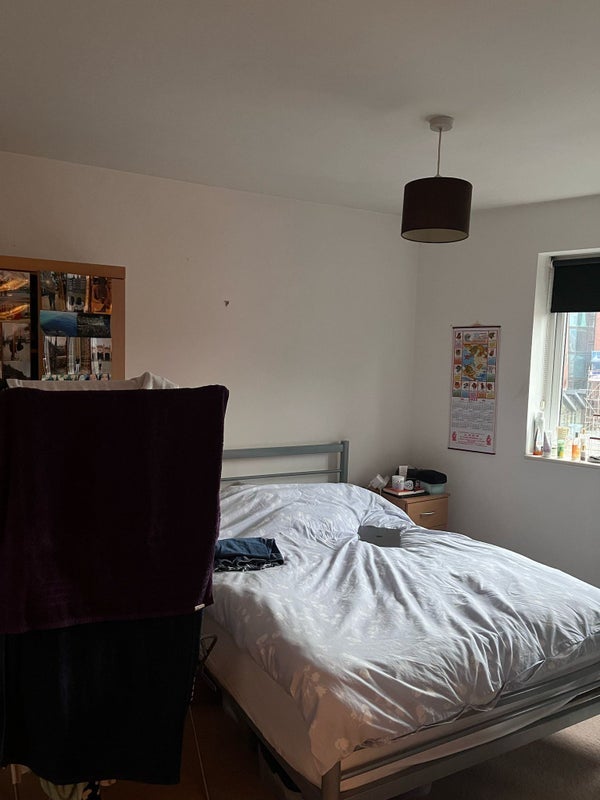 Room Chapeltown Street in Manchester
