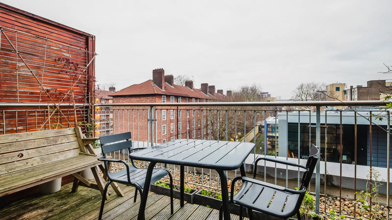 Flat Basing House Yard in Greater London