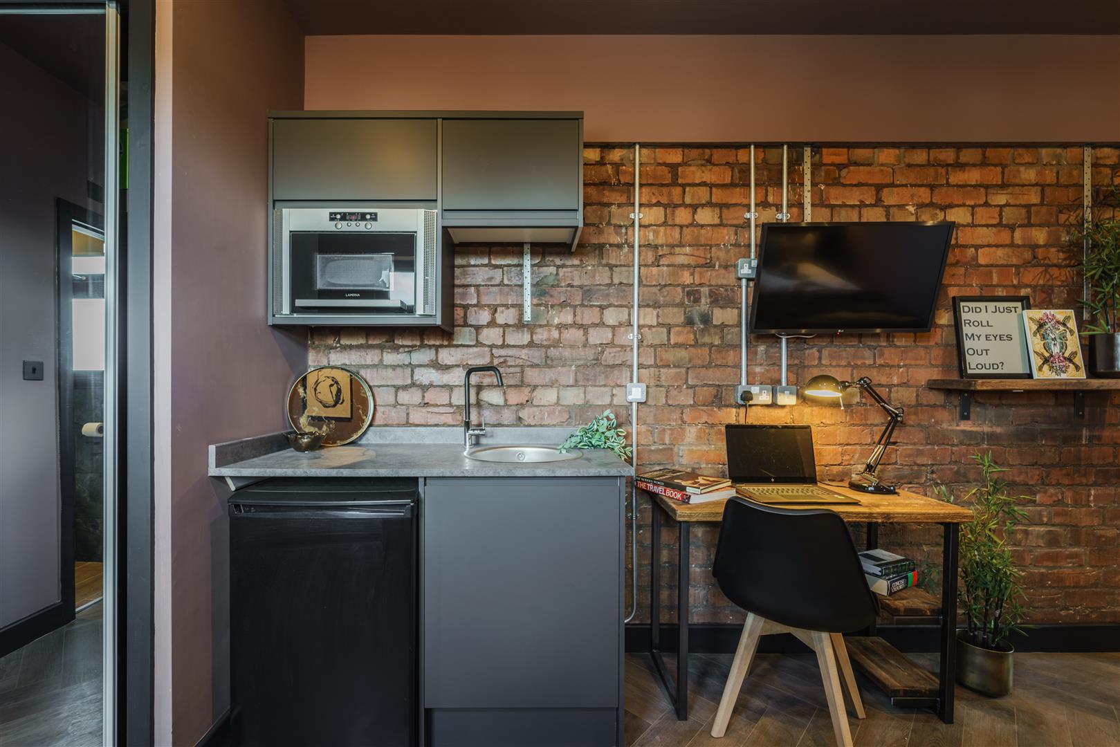 Room Kingsland Avenue in Coventry