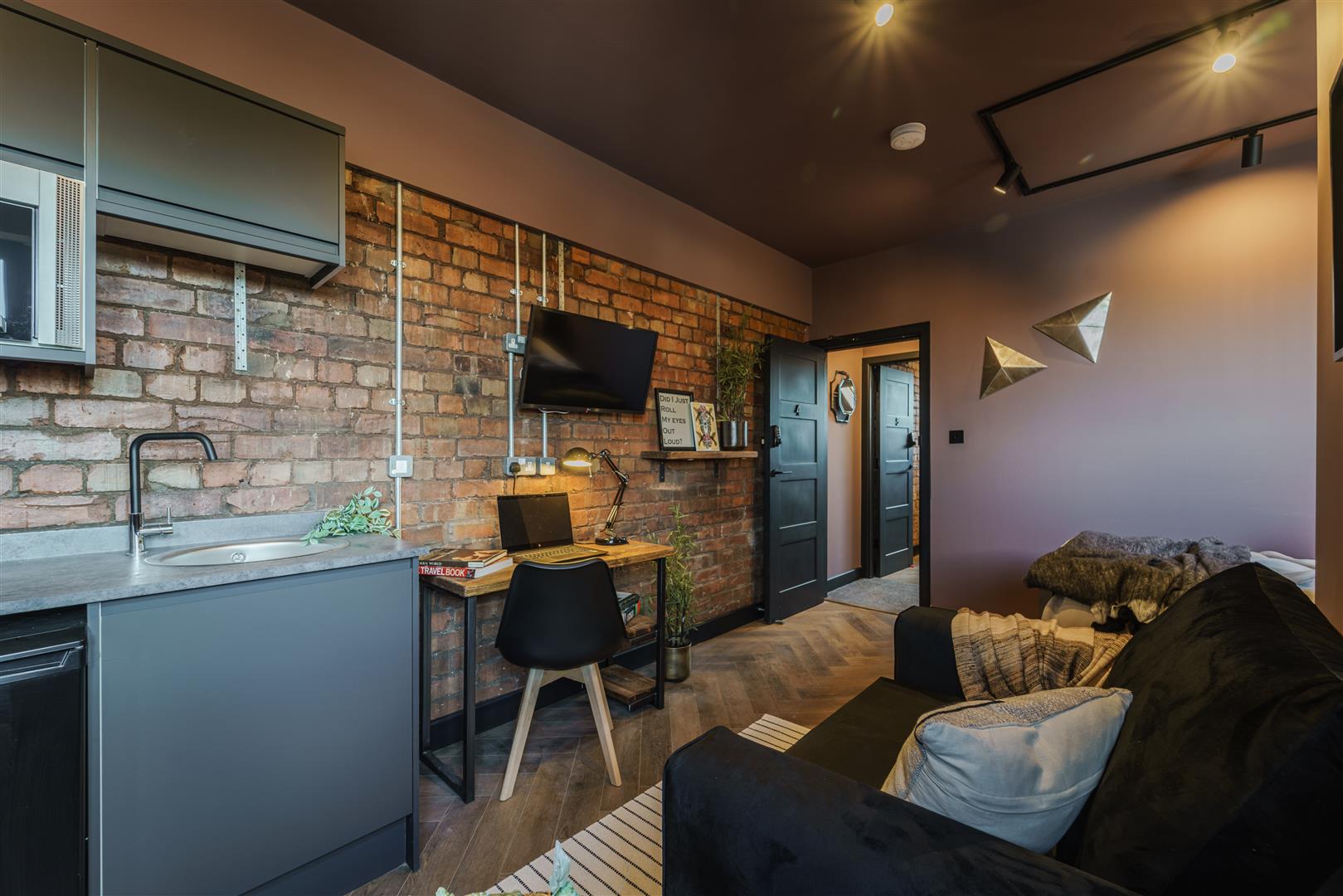 Room Kingsland Avenue in Coventry
