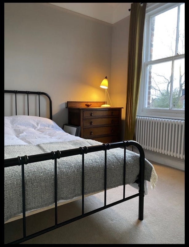 Room Avon Road in Trafford