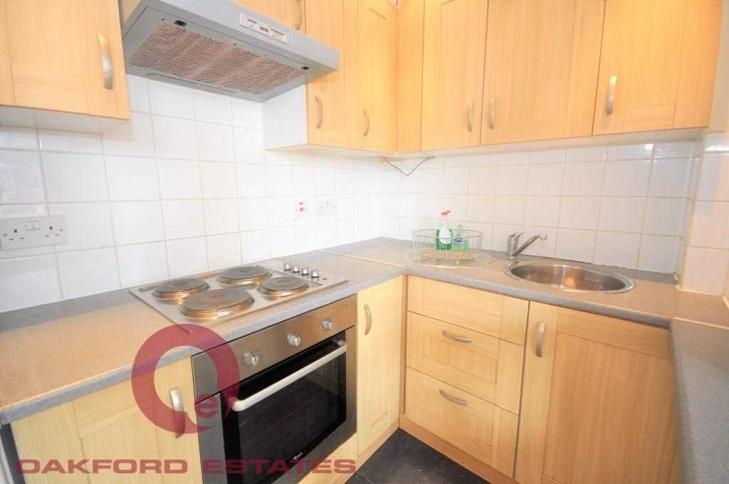 Flat Prince Regent Mews in Greater London