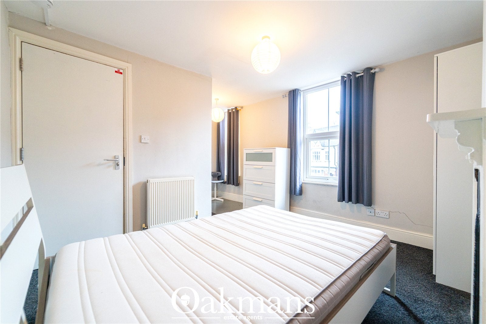 Room Alcester Road in Birmingham