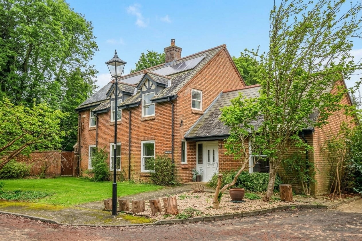 House Doctors Lane in Winchester