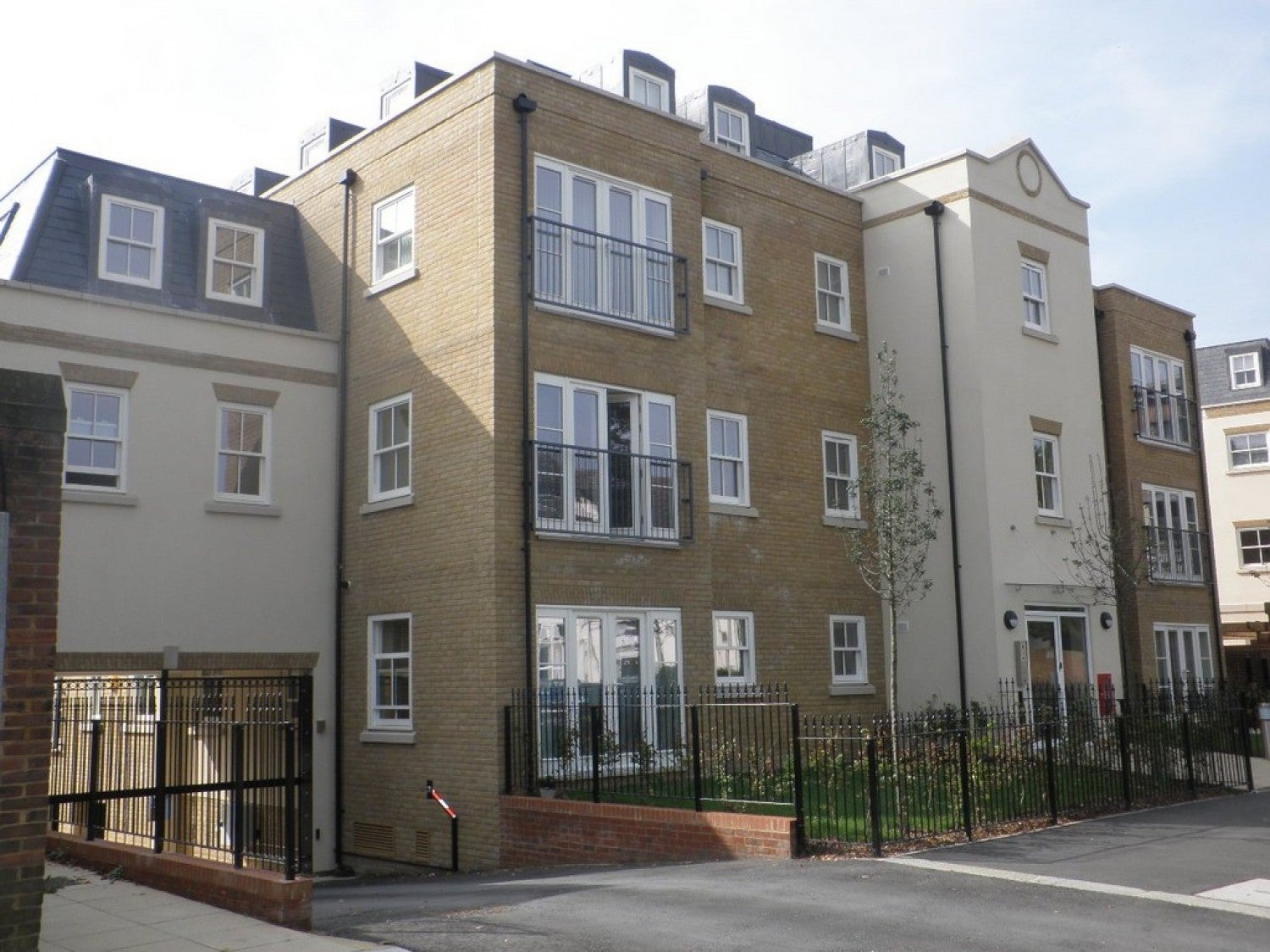 Flat Hereford Close in Epsom and Ewell