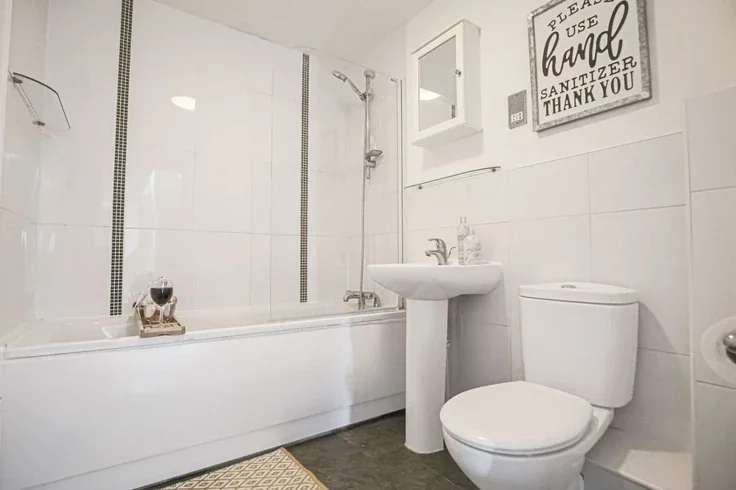 Flat Addenbrookes Road in Newport Pagnell