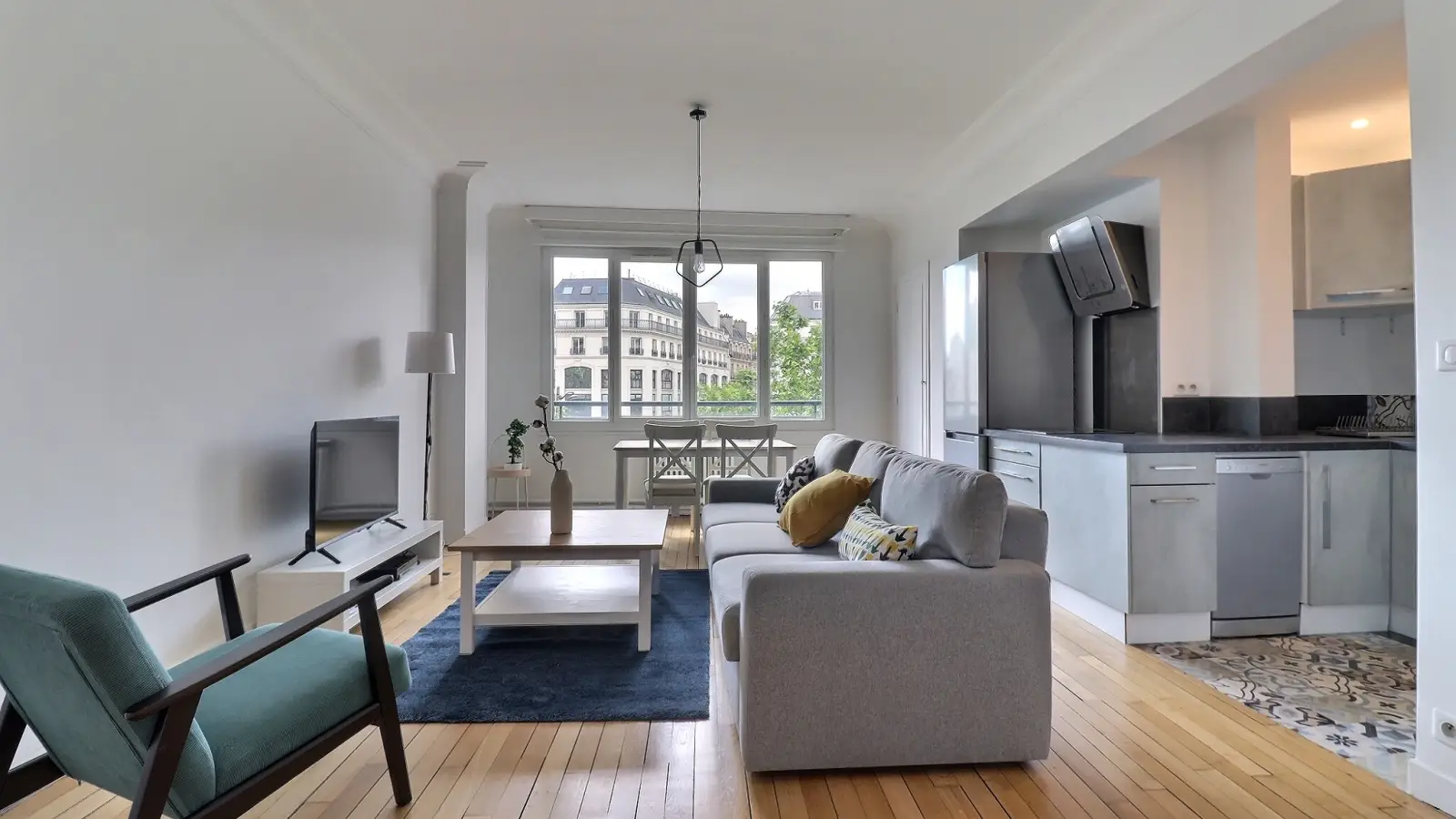Flat Rue Biot in Paris