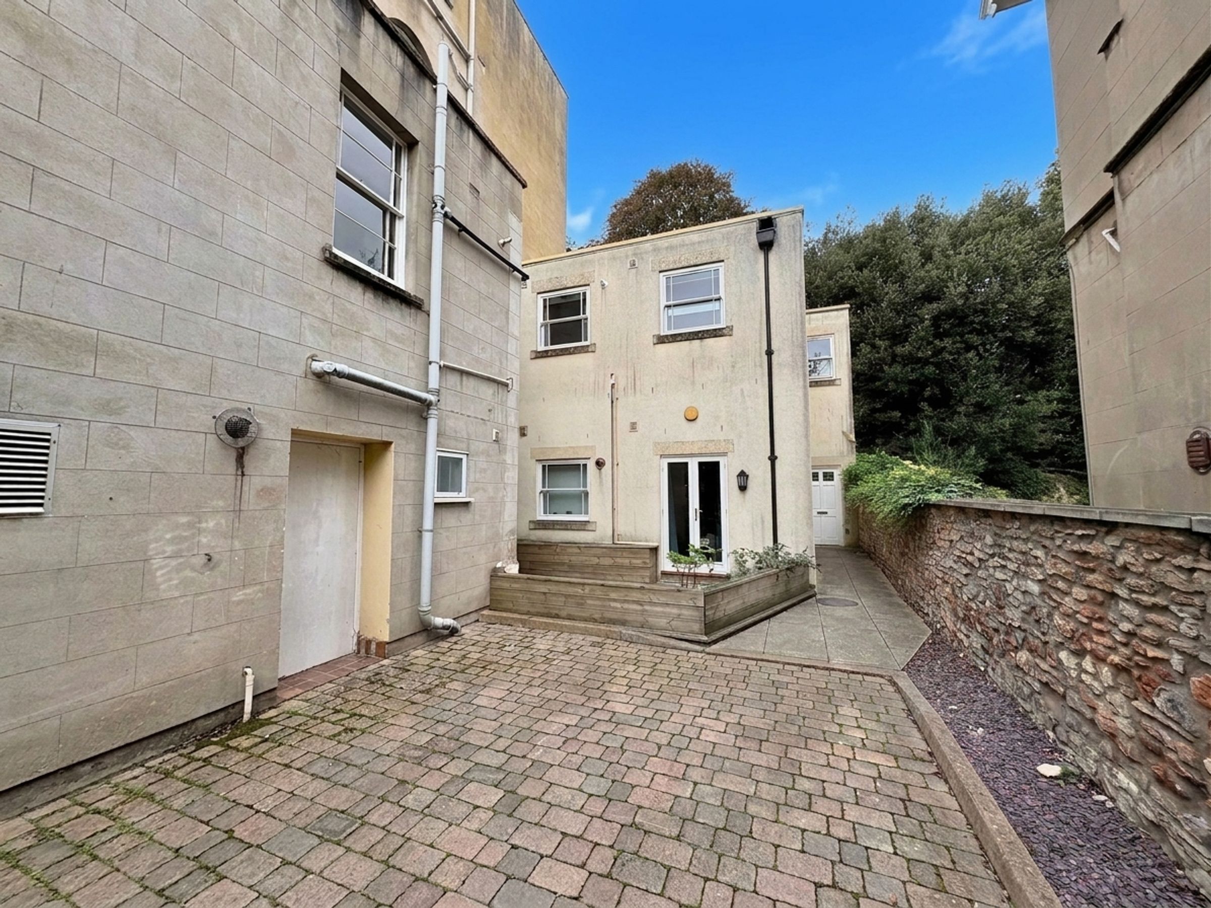 Flat Clifton Park in Bristol