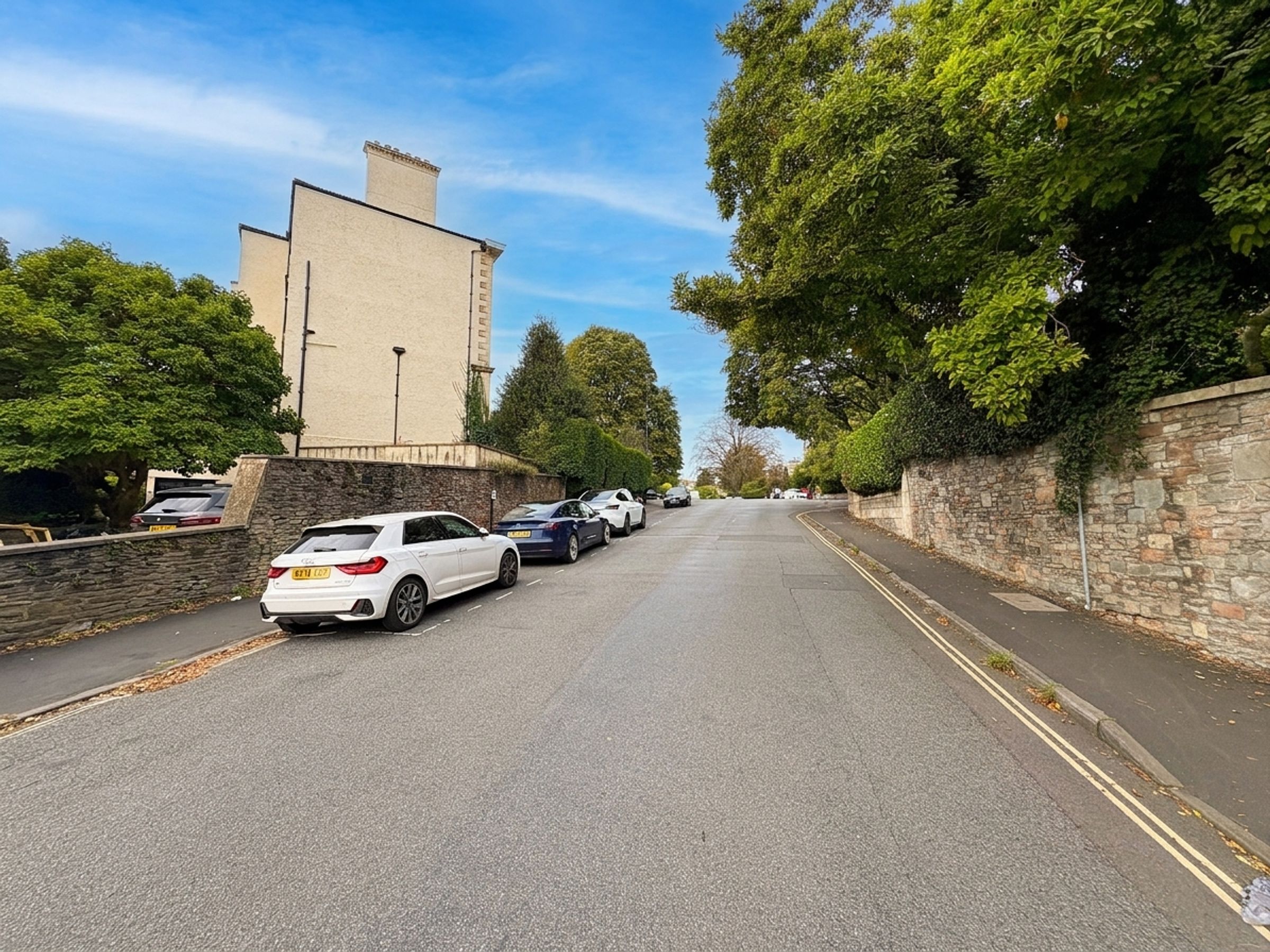 Flat Clifton Park in Bristol