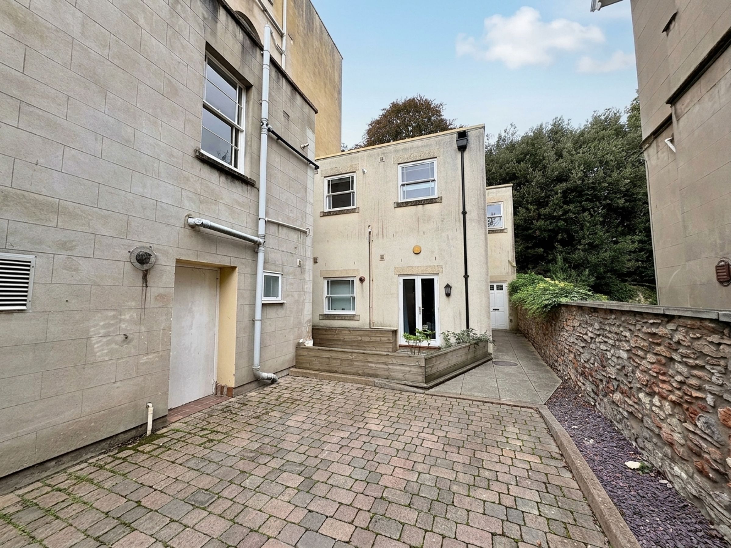 Flat Clifton Park in Bristol