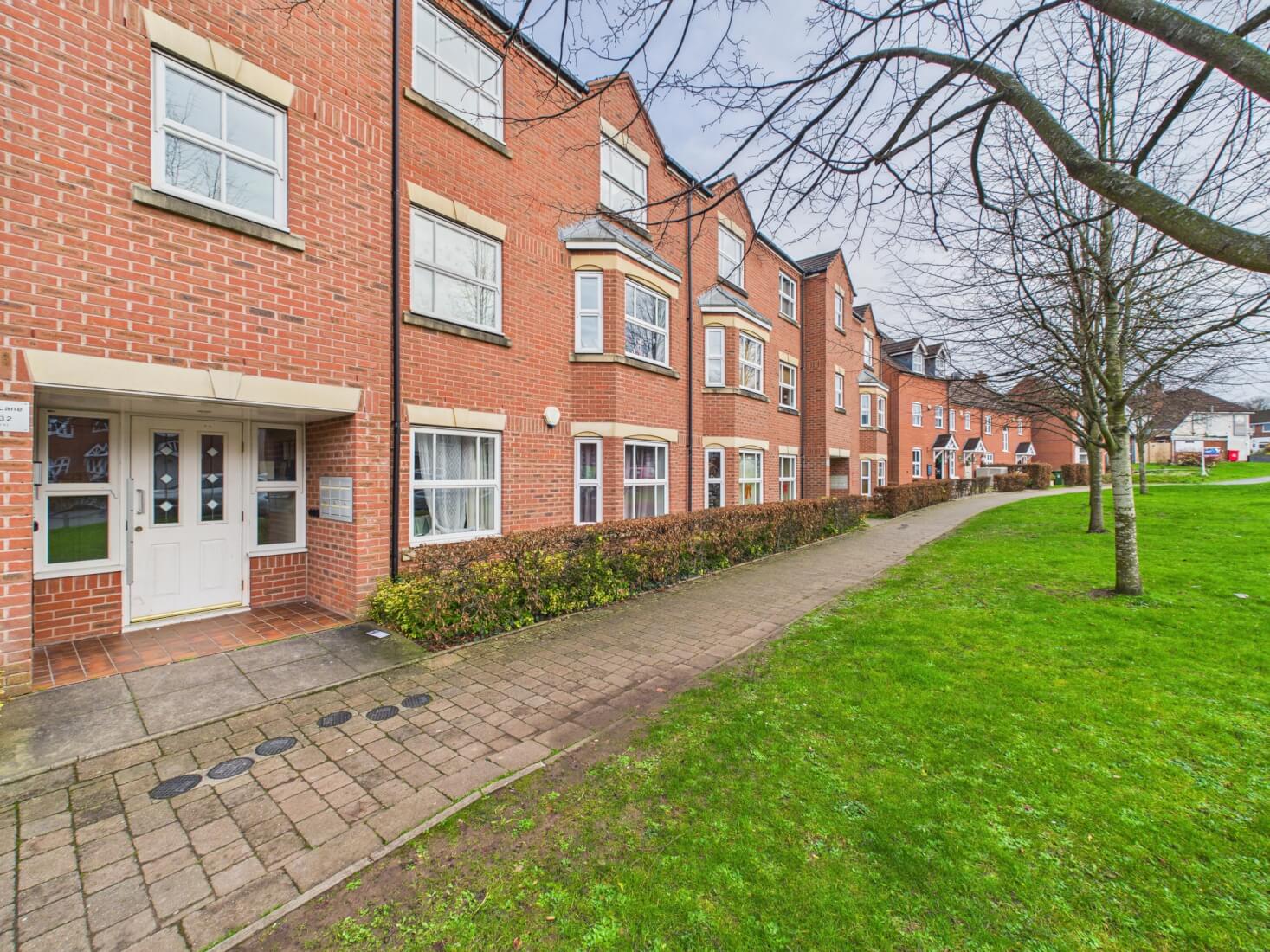 Flat Wharf Lane in Metropolitan Borough of Solihull