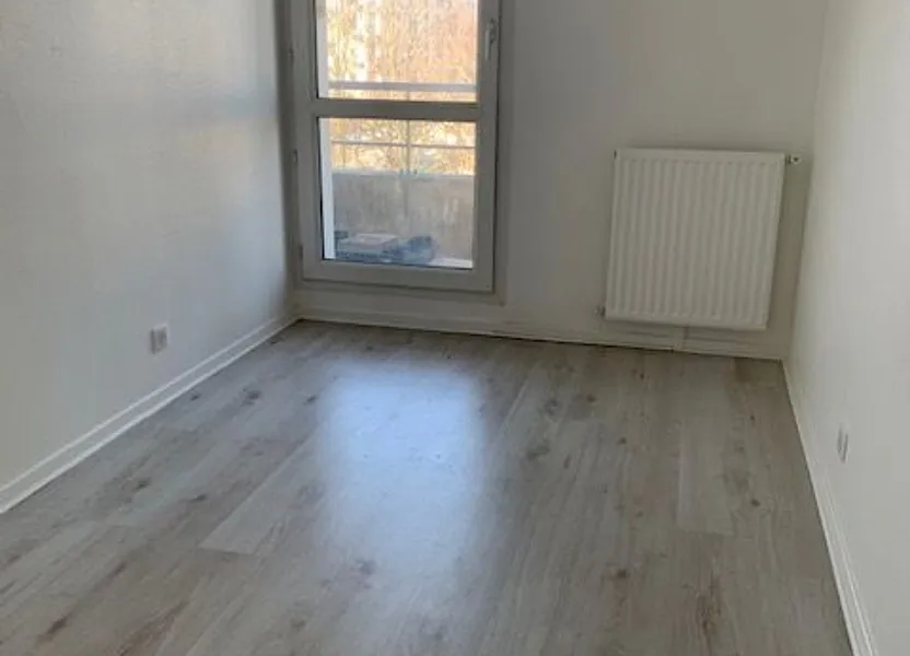 Appartement Rue Roger Rameau à Rosny-sous-Bois