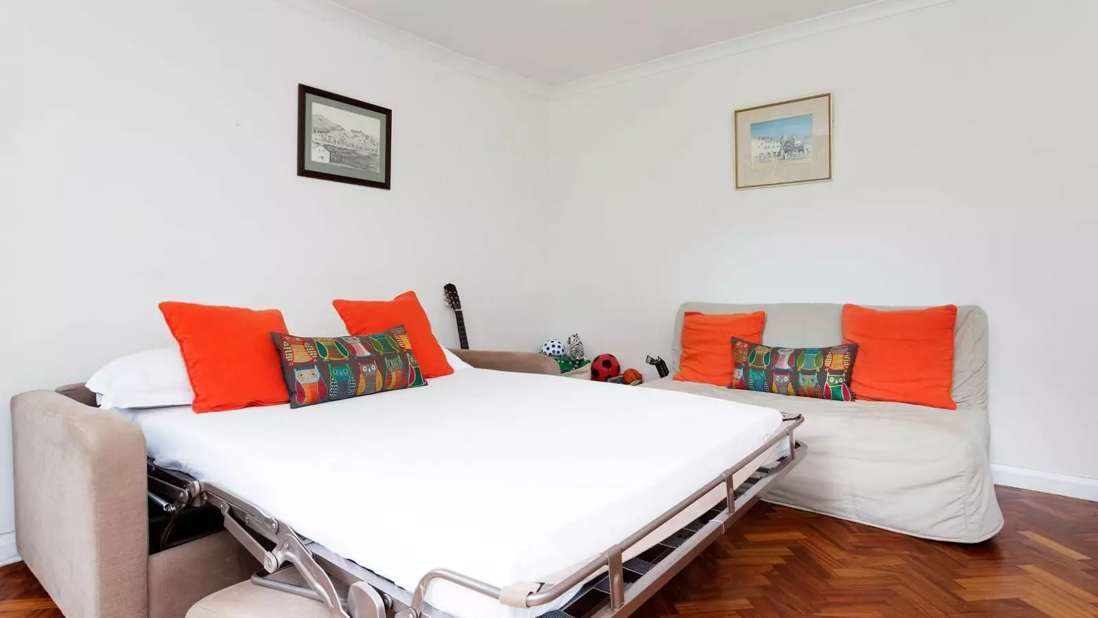 Flat Fitzjohn's Avenue in Greater London