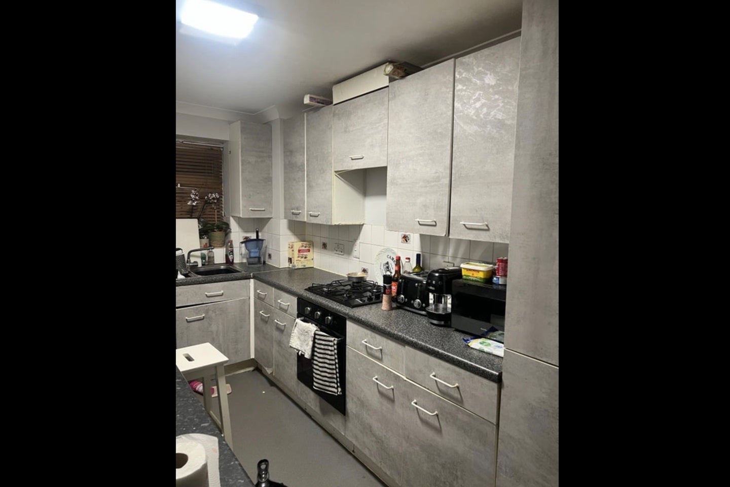Flat Blunden Drive in Slough