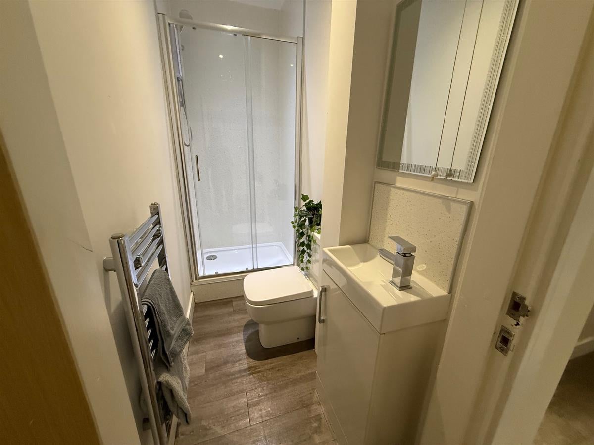 Flat Charnwood Grove in Rushcliffe