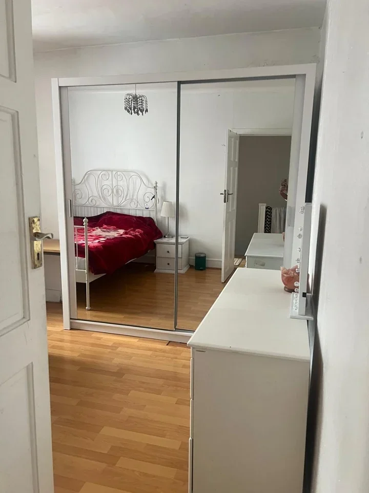 Room Clifton Avenue in Greater London