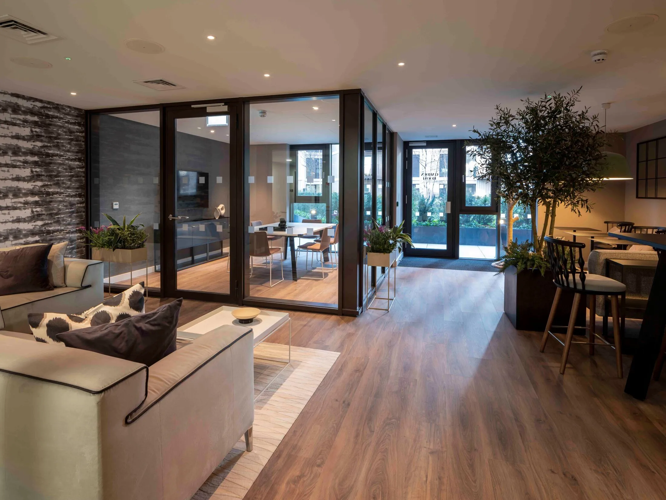 Flat Steedman Street in Greater London