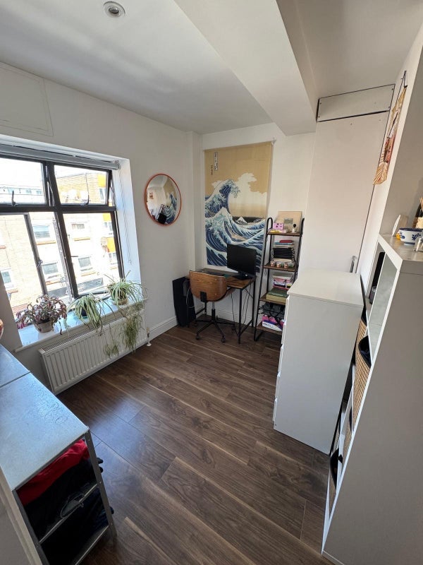 Room Hoxton Street in Greater London