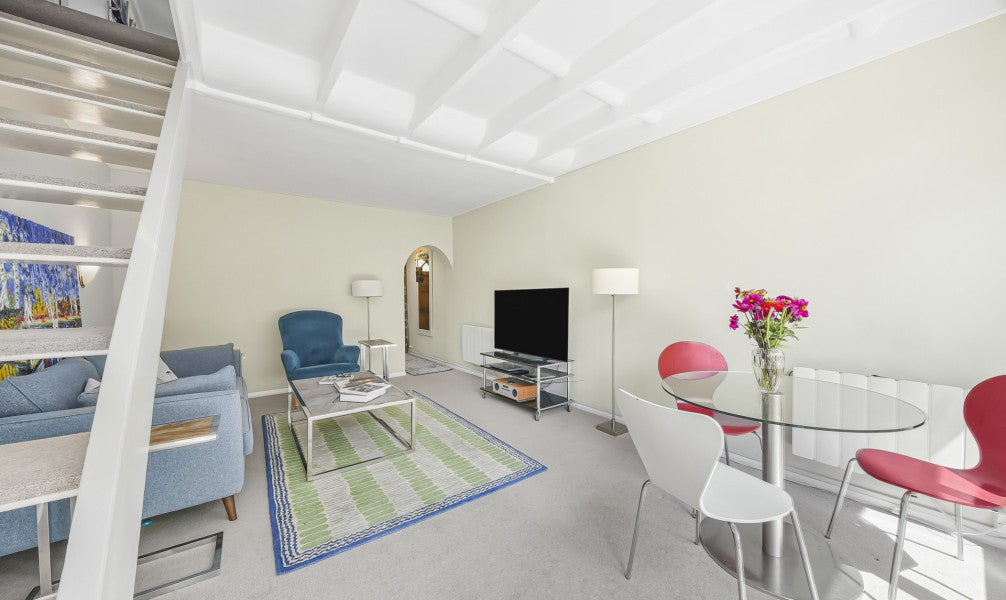 Flat Fulham Broadway in Greater London