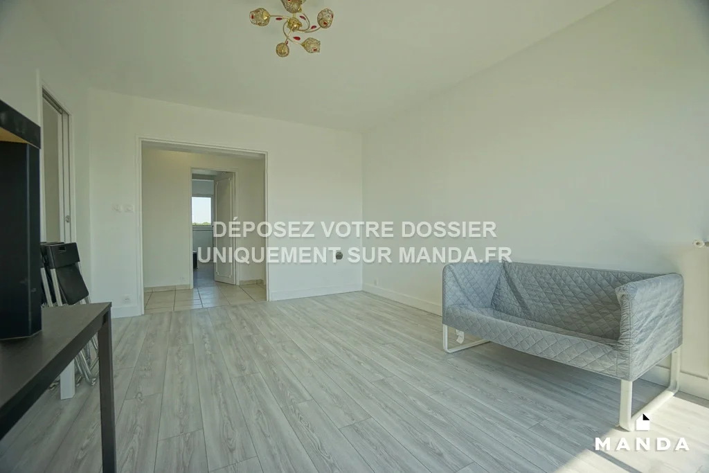 Chambre Avenue Saint-Marc à Massy