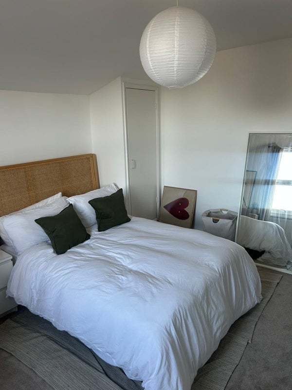 Room Hawarden Grove in Greater London