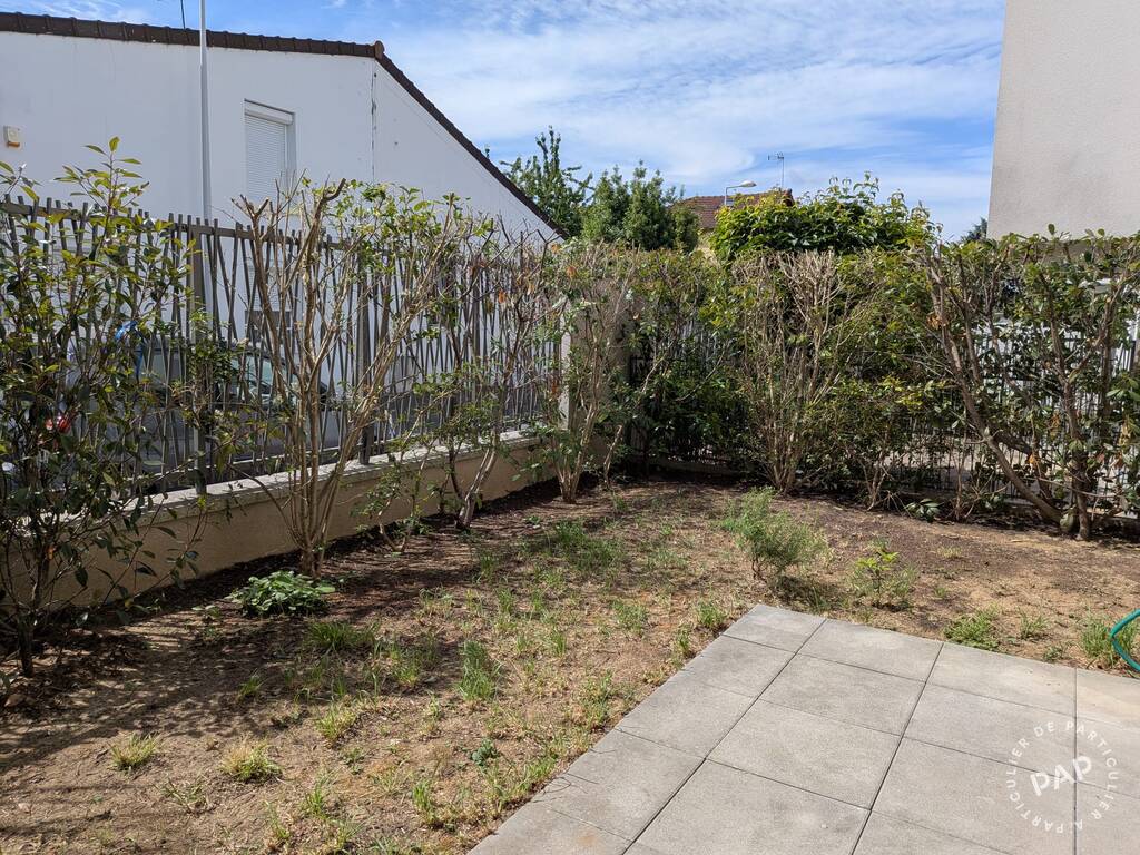Flat Rue des Suisses in Nanterre