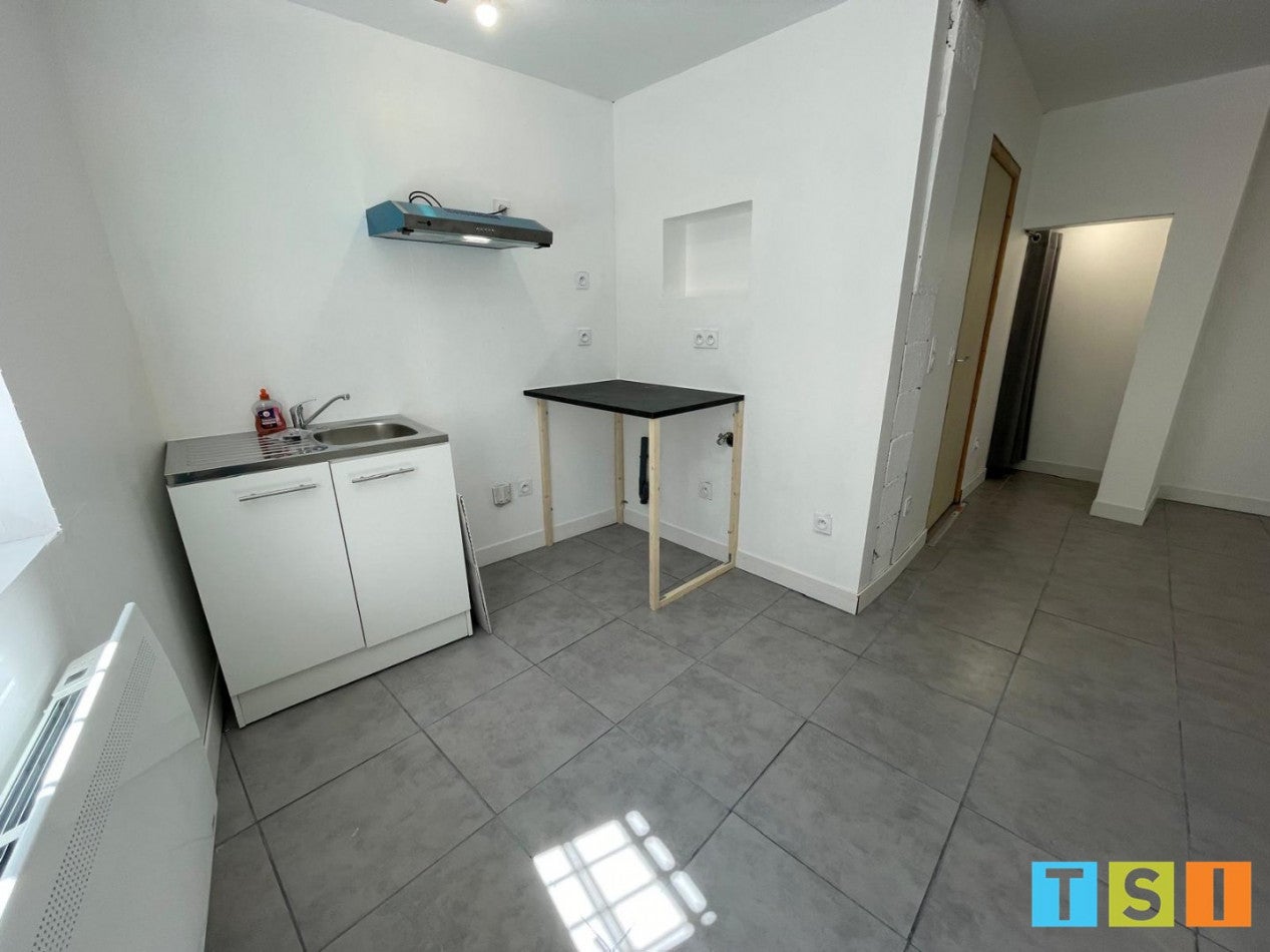 Appartement Rue des Sallières à Ausson
