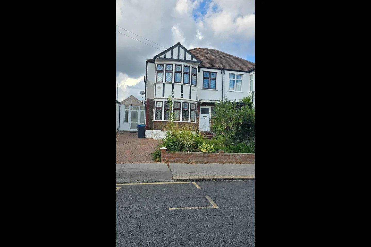 House Southern Avenue in Greater London