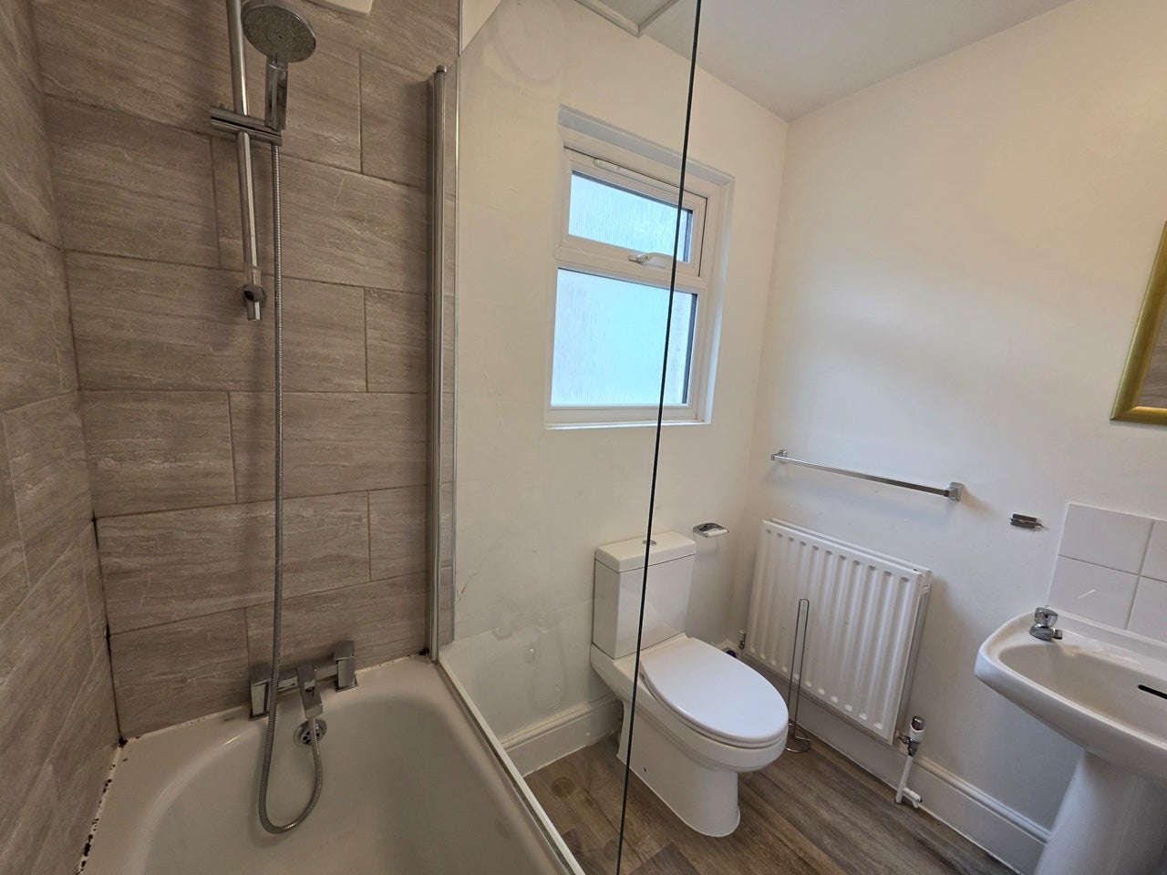 Flat Freemantle Street in Greater London