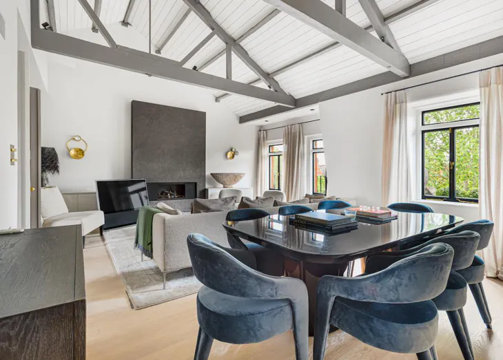 Flat Cadogan Square in Greater London
