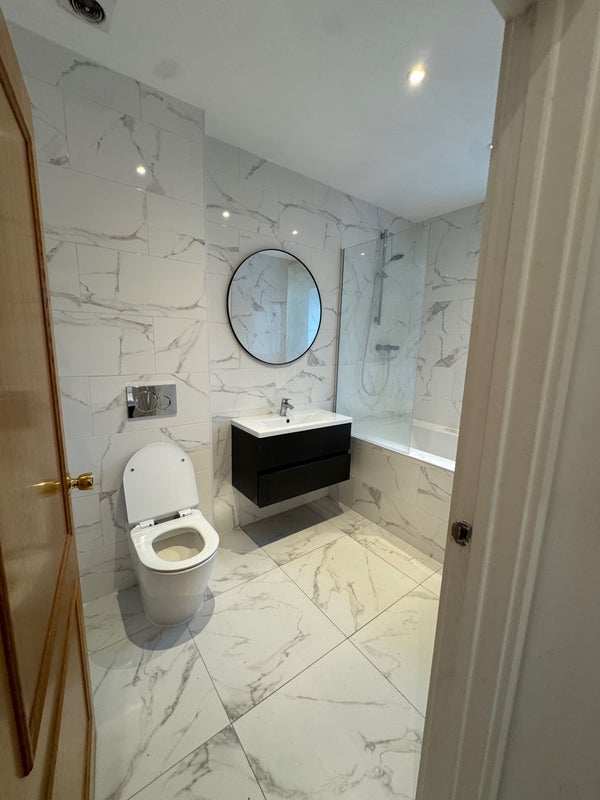 Room Northpoint Square in Greater London