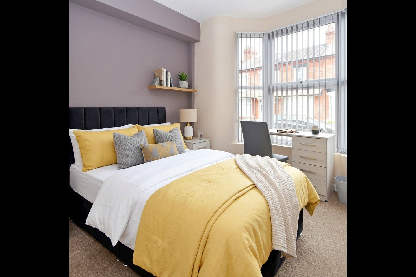 Room Walthall Street in Crewe