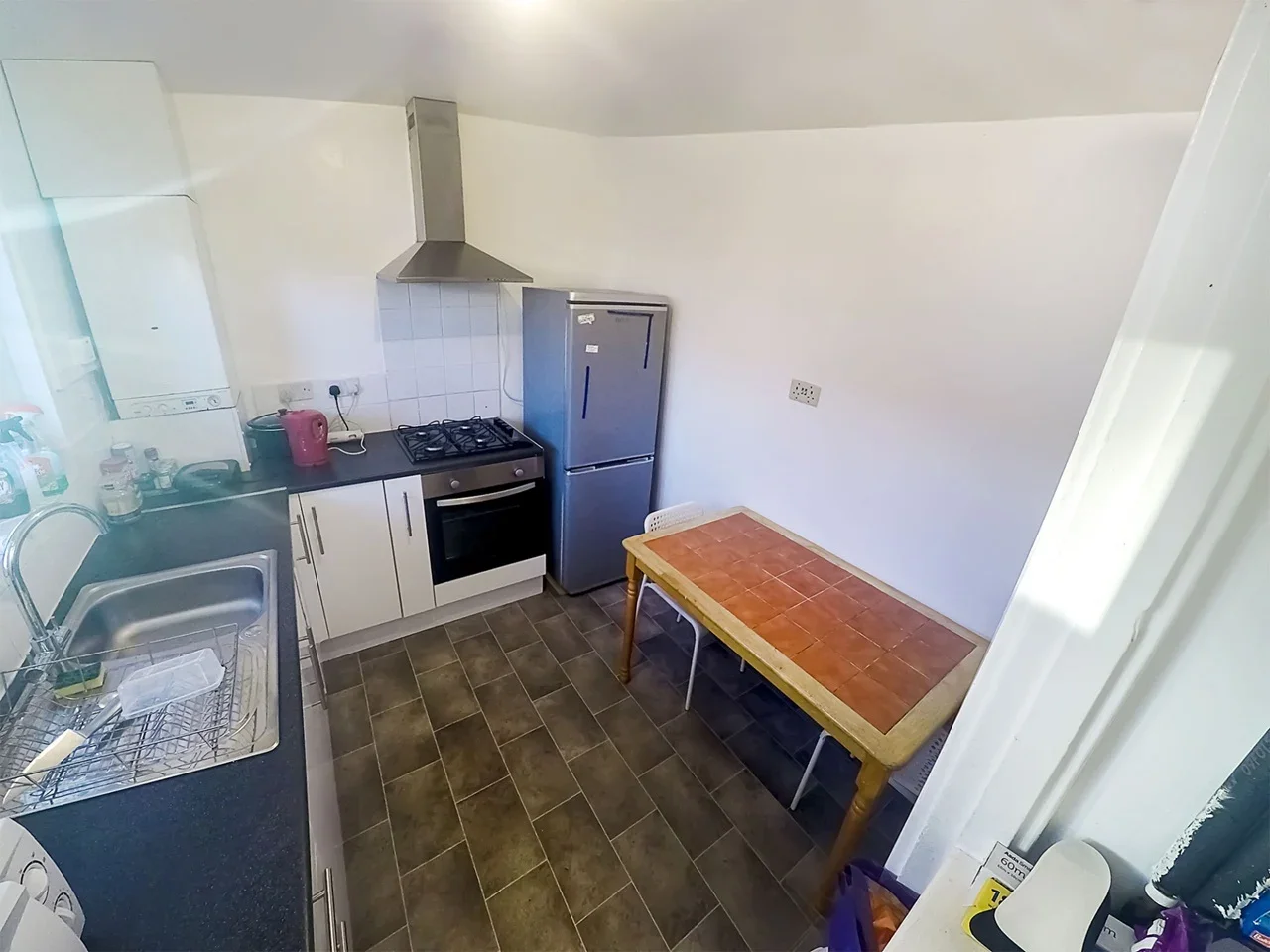 Room Cambridge Heath Road in Greater London